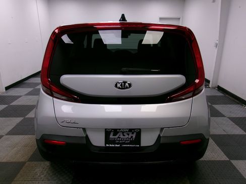 Used 2020 Kia Soul LX FWD image 12