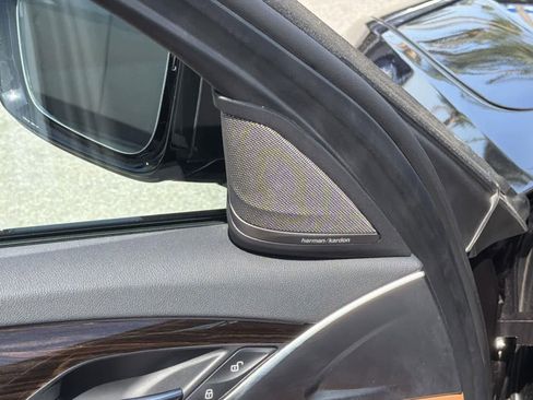 Used 2023 BMW 540i xDrive w/ M Sport Package image 24