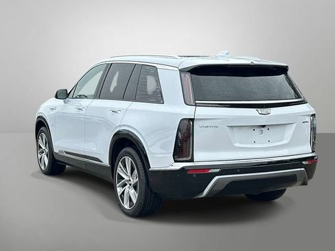 New 2026 Cadillac Vistiq Luxury AWD/4WD image 16