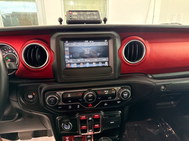 Used 2021 Jeep Gladiator Rubicon w/ Trailer Tow Package AWD/4WD image 19