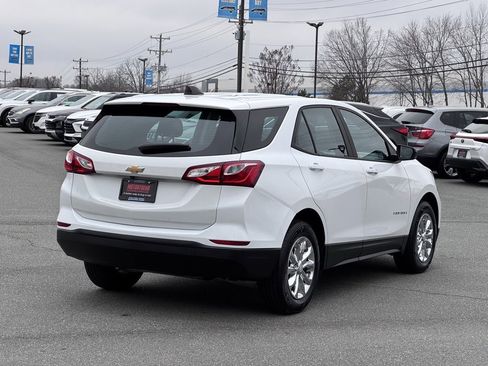 Used 2020 Chevrolet Equinox LS image 7