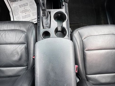 Used 2016 Ford Explorer XLT w/ Equipment Group 202A image 26