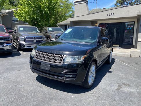 Used 2014 Land Rover Range Rover Supercharged image 2