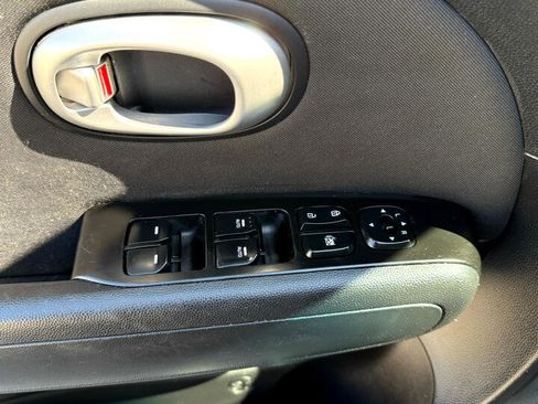 Used 2014 Kia Soul image 15