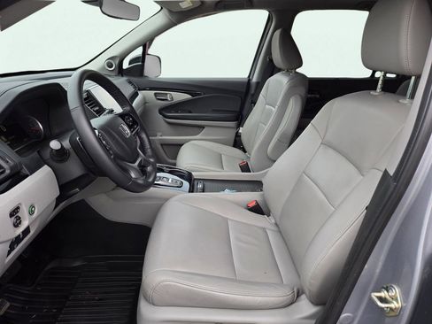 Used 2020 Honda Pilot Touring image 18