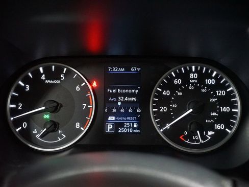 Used 2024 Nissan Sentra S FWD image 15