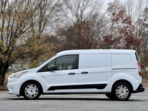 Used 2019 Ford Transit Connect XLT image 9