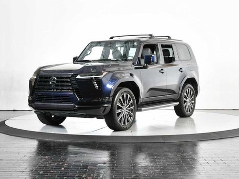 Certified 2025 Lexus GX 550 w/ Accessory Package (2T) image 1