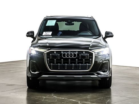 Used 2025 Audi Q7 3.0T Premium Plus w/ Premium Plus Package image 4