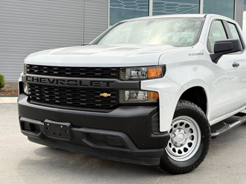 Used 2021 Chevrolet Silverado 1500 W/T w/ Trailering Package RWD image 2
