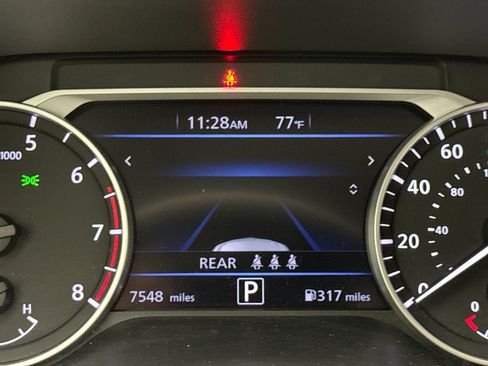 Used 2023 Nissan Sentra SV w/ All-Weather Package FWD image 9