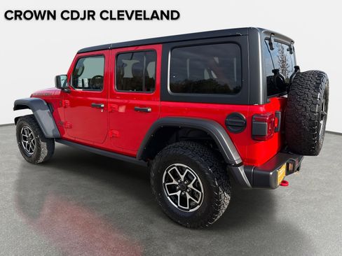 Used 2024 Jeep Wrangler Unlimited Rubicon image 6