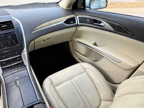 Used 2014 Lincoln MKZ Hybrid w/ Equipment Group 201A Select image 23