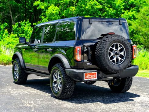 Used 2025 Ford Bronco Badlands AWD/4WD image 9