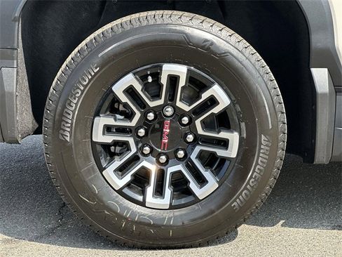 New 2026 GMC Sierra EV Elevation image 28