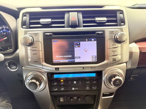 Used 2015 Toyota 4Runner Limited AWD/4WD image 15