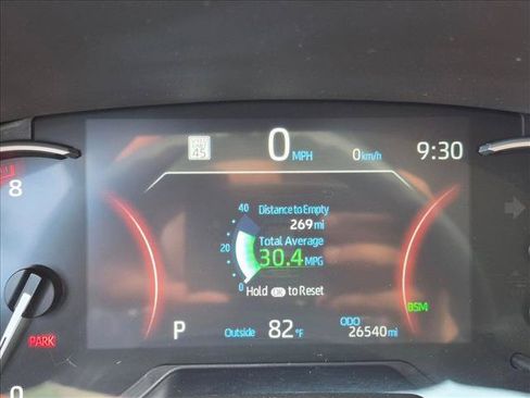 Used 2025 Toyota RAV4 XLE FWD image 10