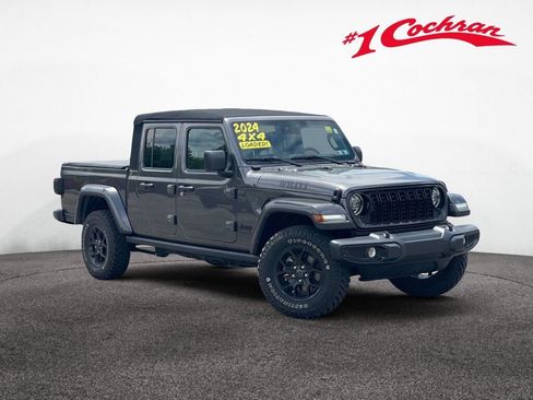 Used 2024 Jeep Gladiator Sport AWD/4WD image 1