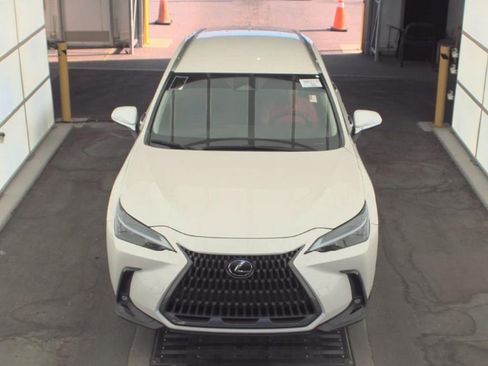 Used 2024 Lexus NX 250 FWD w/ Towing Package (2000 Lbs) image 2