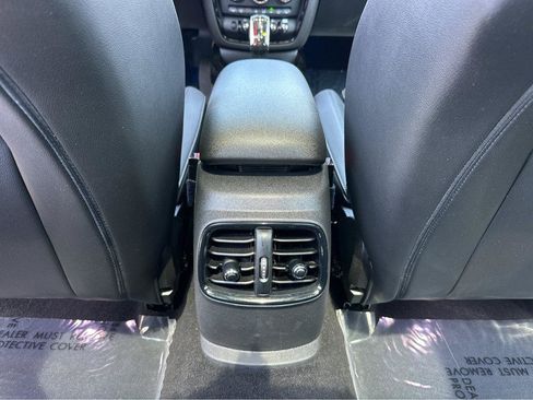 Used 2020 MINI Cooper Clubman S FWD image 17