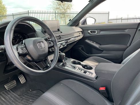 Used 2023 Honda Civic Sport image 18