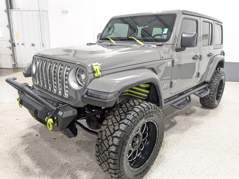 Used 2022 Jeep Wrangler Unlimited Sahara w/ LED Lighting Group image 7