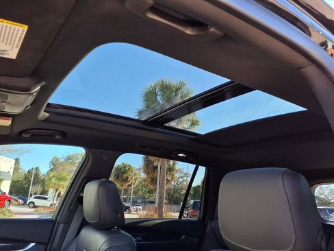 Used 2021 Cadillac XT6 Premium Luxury image 22