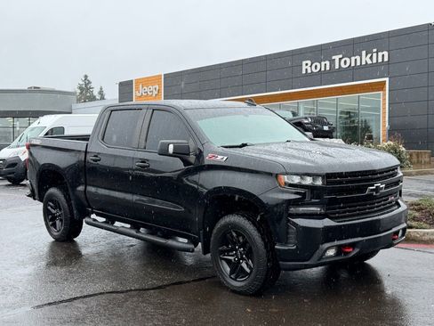 Used 2020 Chevrolet Silverado 1500 LT Trail Boss AWD/4WD image 2