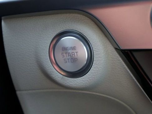 New 2025 Kia Telluride S image 28