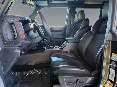 Used 2025 Ford Bronco Raptor AWD/4WD image 12