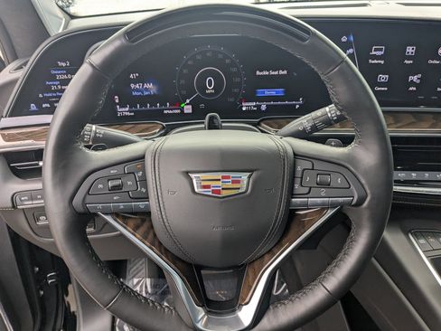 Used 2024 Cadillac Escalade Sport Platinum w/ LPO, ONYX Package image 15