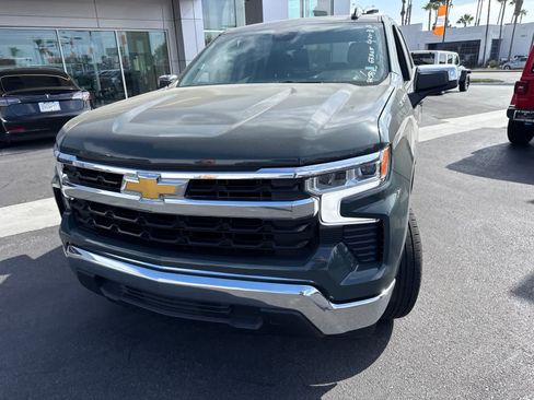 Used 2025 Chevrolet Silverado 1500 LT RWD image 3