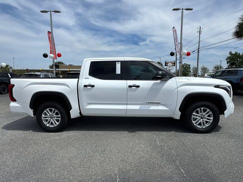 Used 2024 Toyota Tundra SR5 w/ SR5 Convenience Package RWD image 2