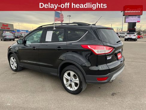Used 2014 Ford Escape SE w/ Equipment Group 201A image 4