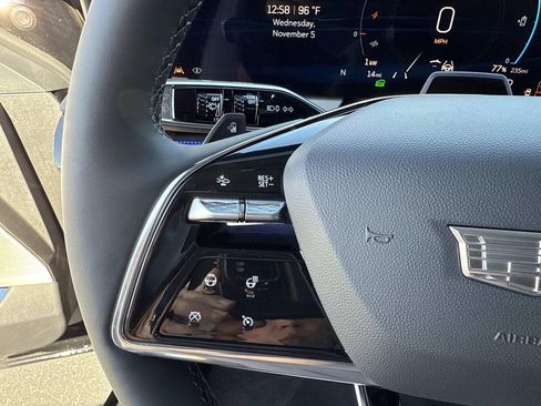 New 2026 Cadillac Optiq Sport 2 image 29