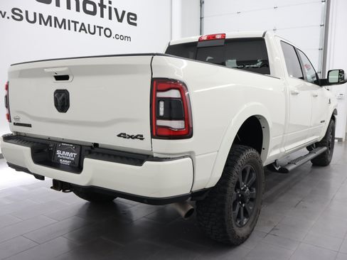 Used 2022 RAM 2500 Laramie w/ Night Edition AWD/4WD image 4