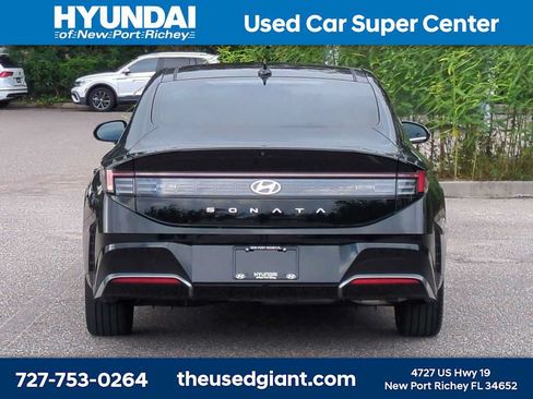 Used 2024 Hyundai Sonata SEL w/ Convenience Package FWD image 4