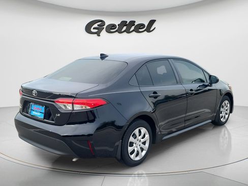 Certified 2023 Toyota Corolla LE FWD image 5