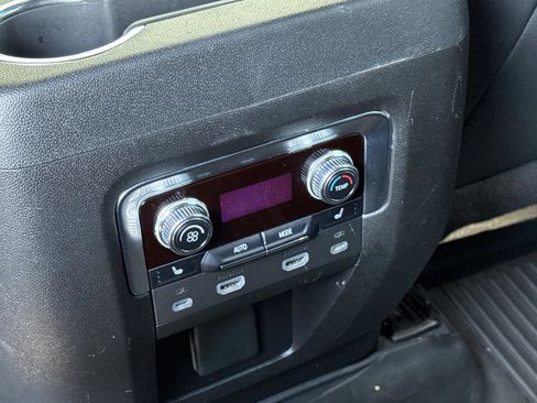 Used 2024 GMC Yukon XL Denali w/ Advanced Technology Package AWD/4WD image 13