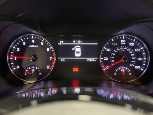 Used 2024 Kia Forte LXS w/ LXS Technology Package image 19