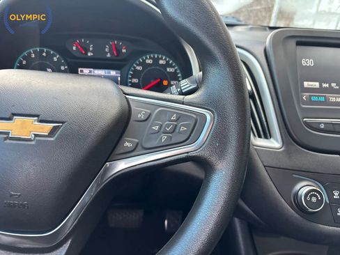 Used 2014 Chevrolet Impala LT w/ Convenience Package image 23