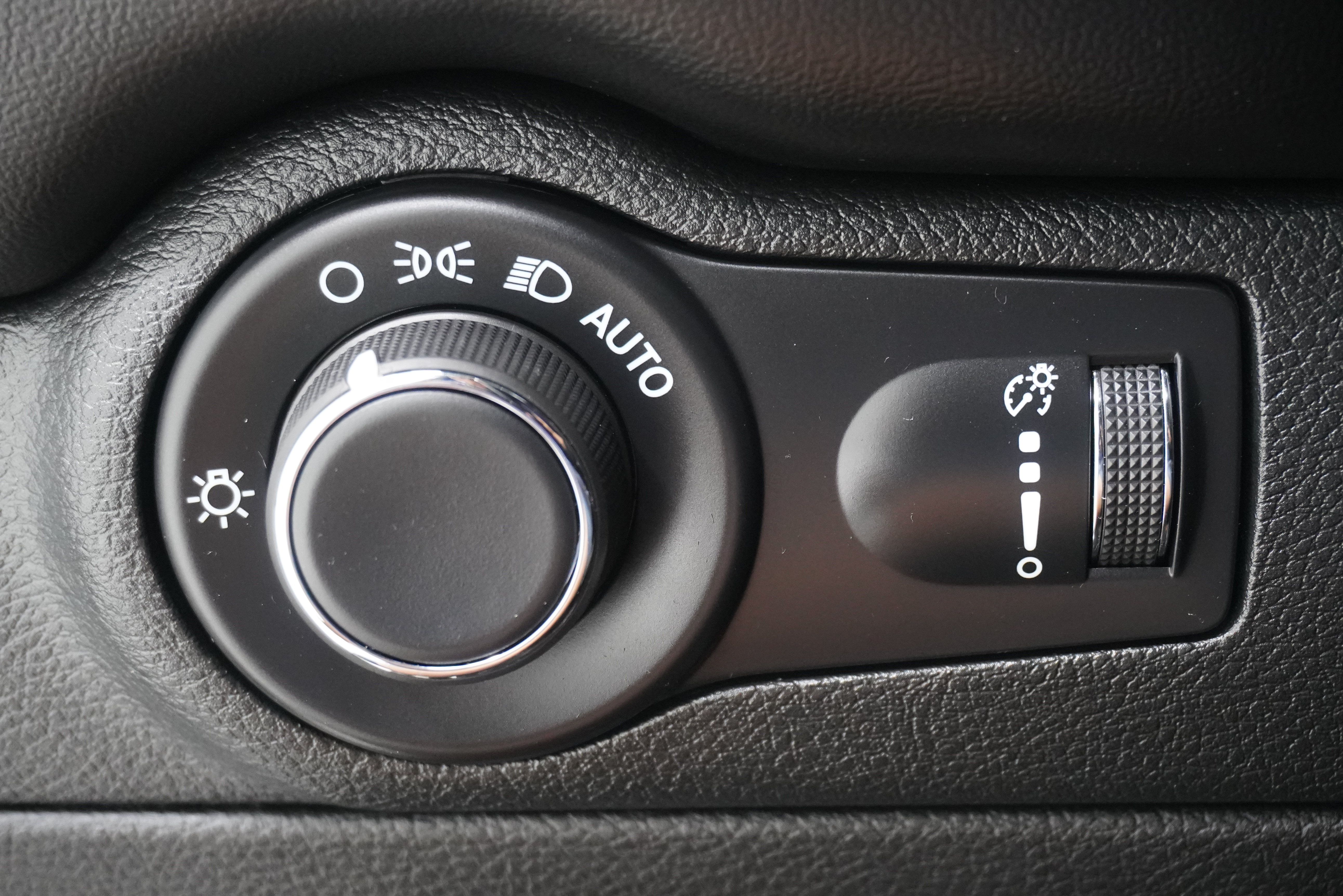 Used 2025 Dodge Durango R/T AWD/4WD image 30