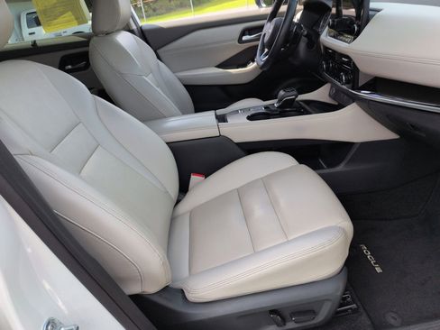 Used 2023 Nissan Rogue SL w/ SL Premium Package FWD image 35