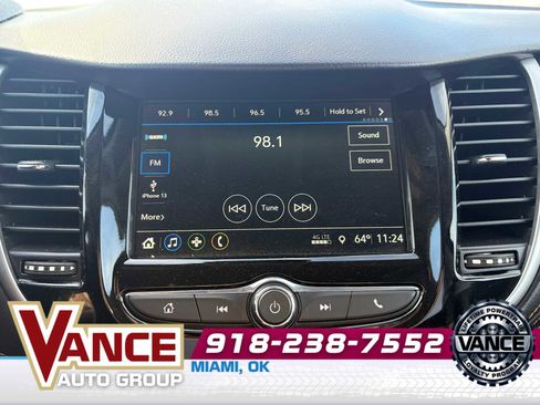 Used 2019 Chevrolet Trax LT w/ LT Convenience Package image 25