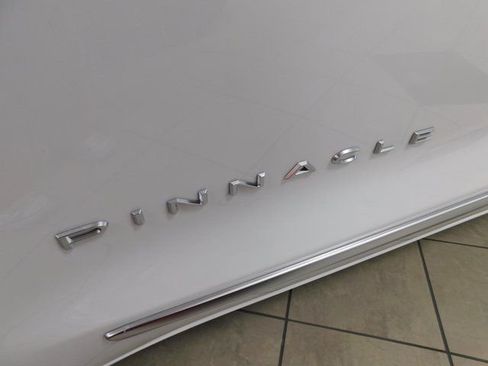 New 2026 Chrysler Pacifica Pinnacle image 14