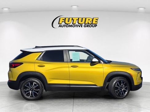 Used 2024 Chevrolet TrailBlazer ACTIV AWD/4WD image 3