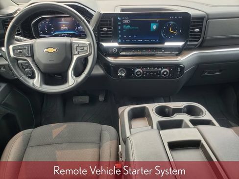 Used 2024 Chevrolet Silverado 1500 LT AWD/4WD image 31