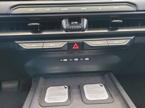 Used 2027 Kia Telluride EX X-Line image 11