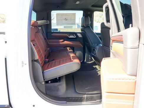 New 2026 GMC Sierra 3500 Denali Ultimate image 15