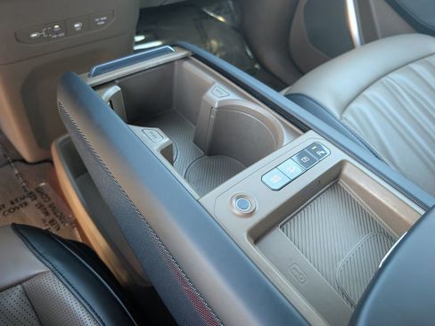 Certified 2024 Kia EV9 GT-Line image 32